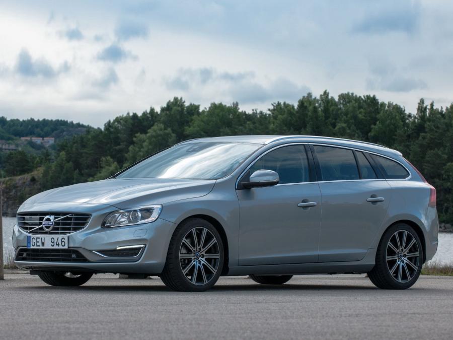  Volvo V60 T6 2013 года  (фото 10 из 12)
